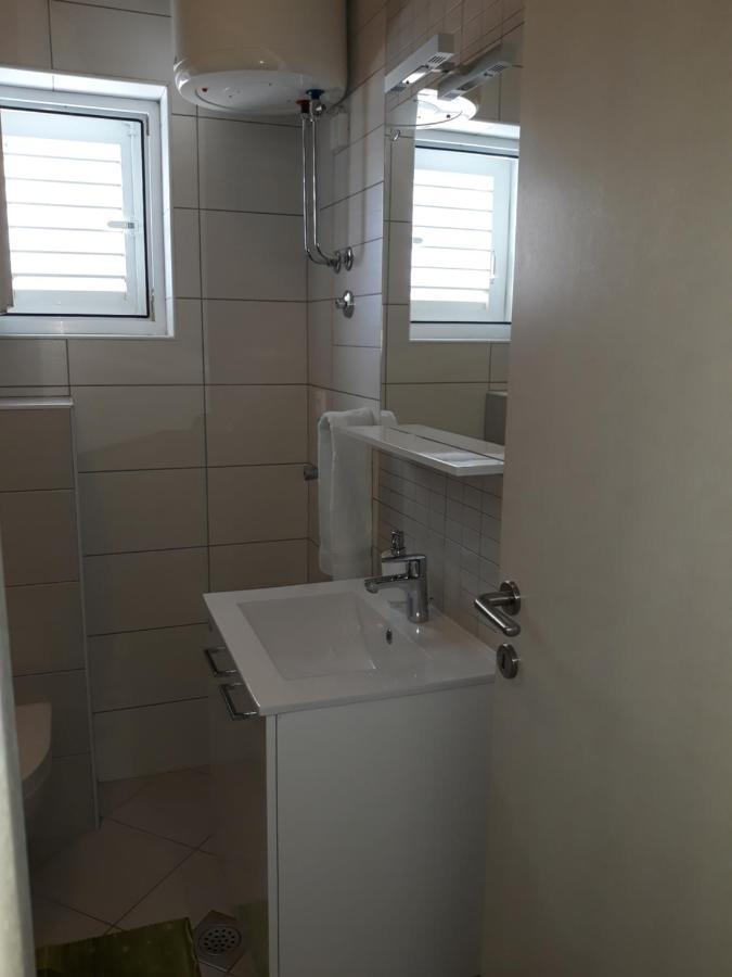 Apartment With Free And Private Parking ماكارسكا المظهر الخارجي الصورة
