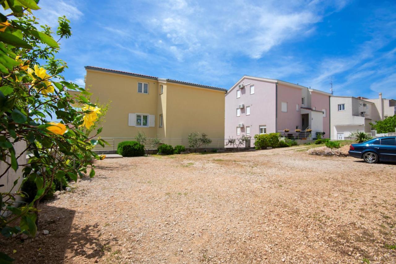 Apartment With Free And Private Parking ماكارسكا المظهر الخارجي الصورة