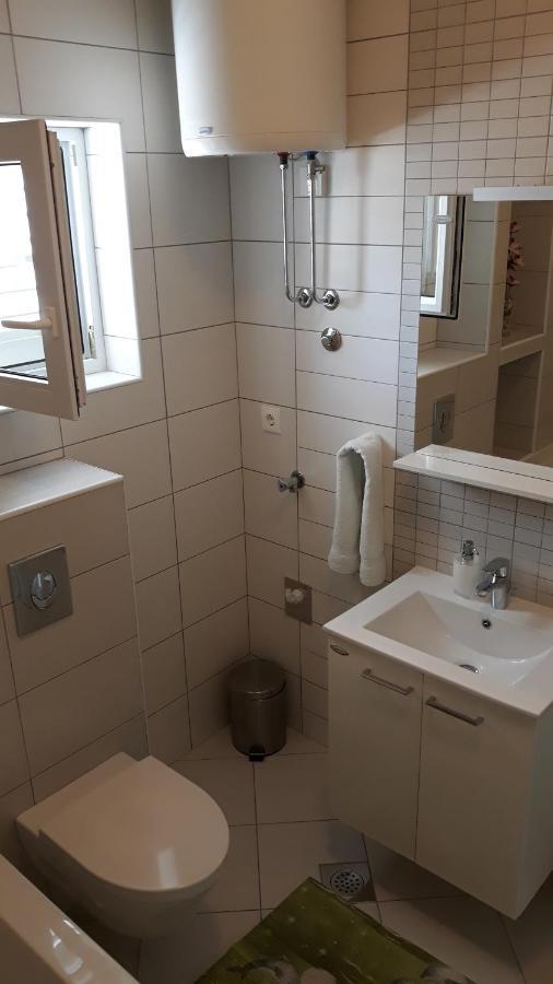 Apartment With Free And Private Parking ماكارسكا المظهر الخارجي الصورة