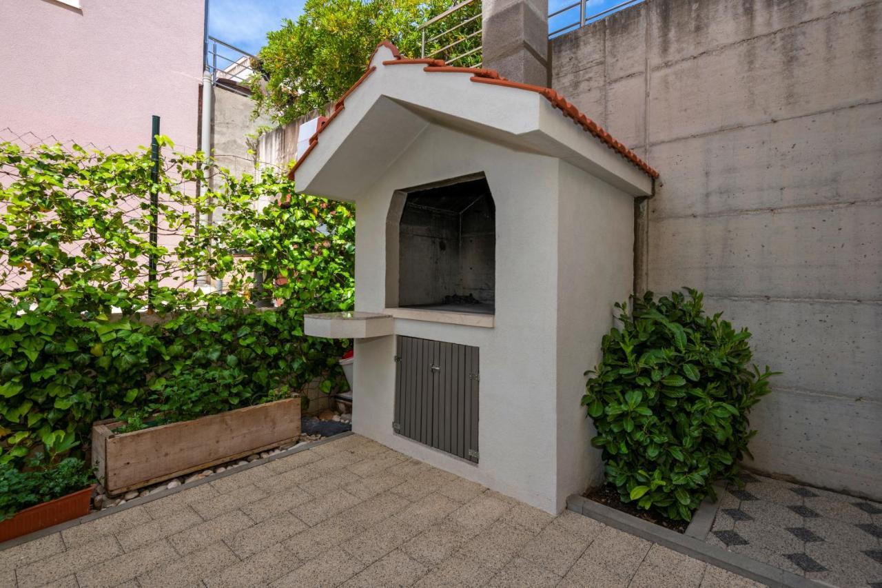 Apartment With Free And Private Parking ماكارسكا المظهر الخارجي الصورة